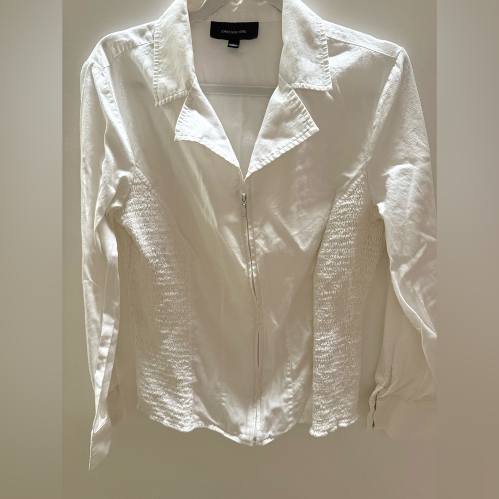 White Blouse With Smoking